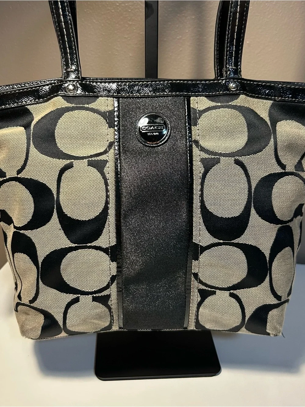 Coach Classic Black Signature Small Tote Shoulder Bag Double handles 21950